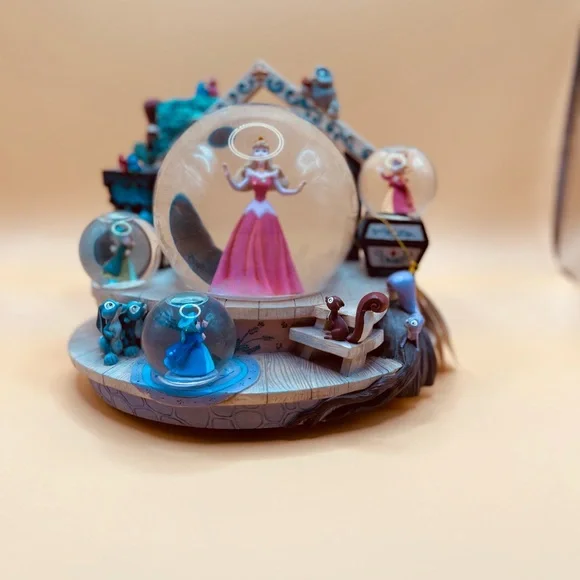 Disney Sleeping Beauty Snow Globe Music Boxes (3)